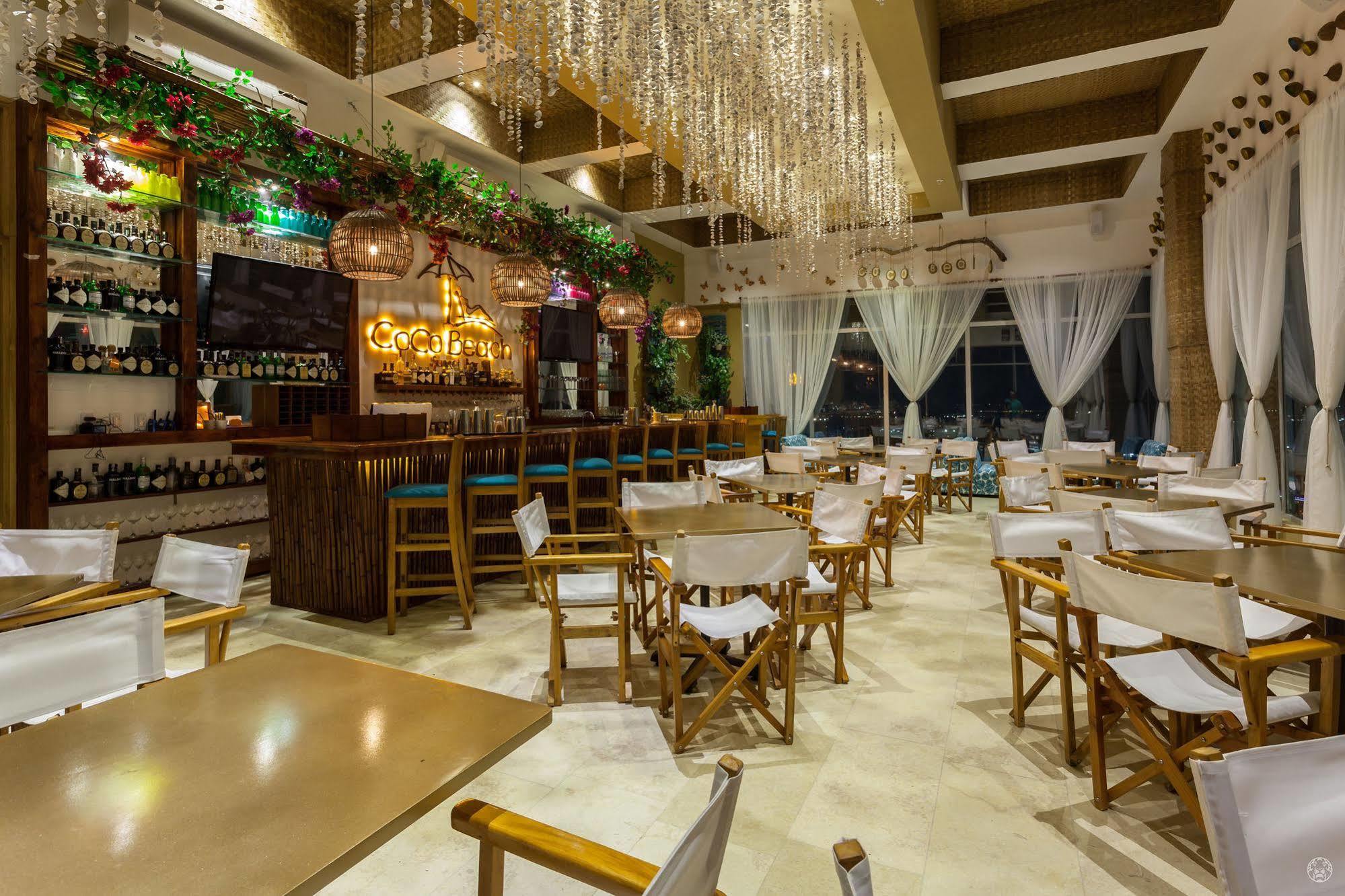 Ghl 콜렉션 바랑키야 호텔 외부 사진 Restaurant in Athens